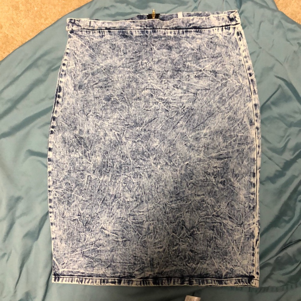 Charlotte Russe acid wash denim pencil skirt XL